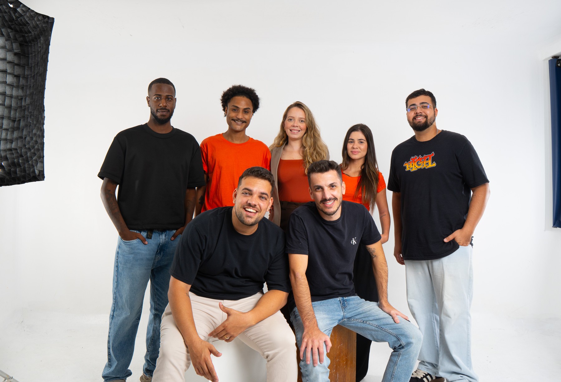 Os sete integrantes da equipe Inovvus reunidos